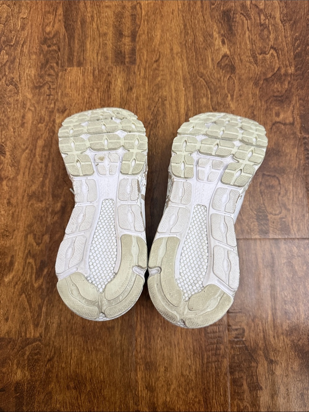 Under Armour Off-White Mesh Running Shoes - Picture 7 of 14